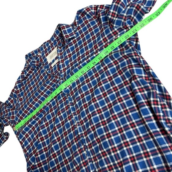 Grayson The Hero Buttondown size 4 (L) - Picture 7 of 10